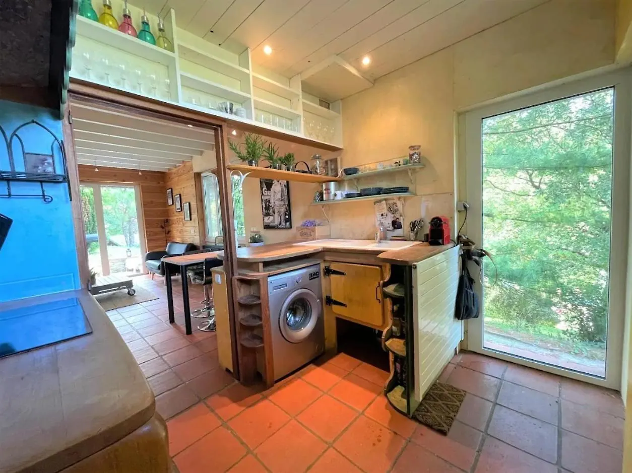 Guest house Logement A Toulouse Dans Un Ecrin De Verdure Hotel